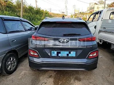 Photo 1 of 17: 2018 Hyundai Kona Electric, VIN KMHK381GFKU007922 — Korean insurance auction