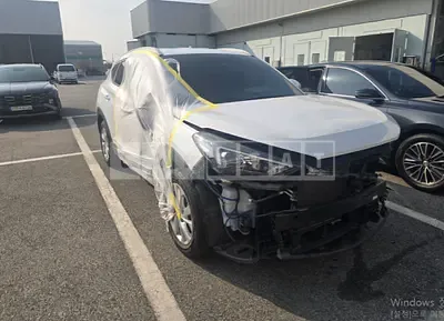 Photo 1 of 9: 2020 Hyundai Tucson, VIN KMHJ3812GLU206080 — Korean insurance auction