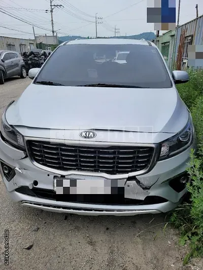 Photo 1 of 14: 2018 Kia Carnival — Korean insurance auction