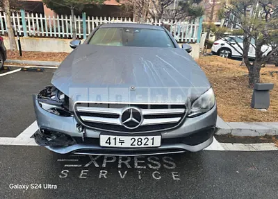 Photo 1 of 11: 2018 Mercedes-Benz E220d 4Matic — Korean insurance auction