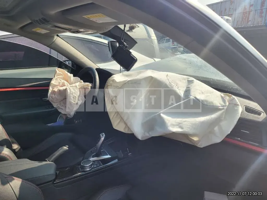 Photo 2 of 17: 2016 BMW 420d xDrive Gran Coupe, VIN WBA4F110XGG607266 — Korean insurance auction