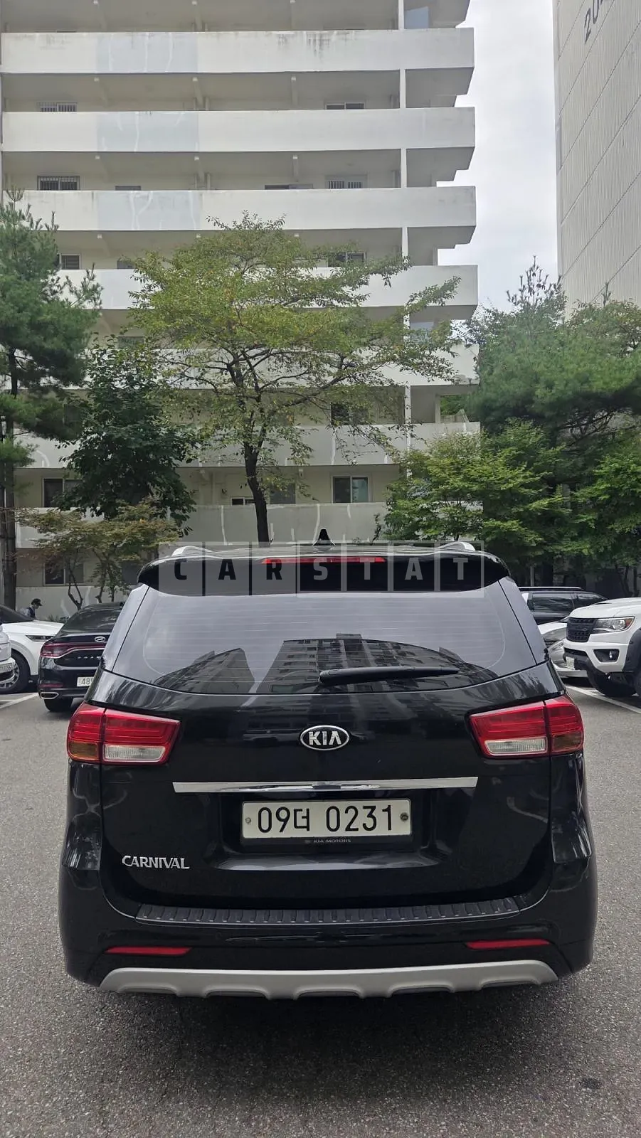 Photo 2 of 4: 2016 Kia Carnival 2.2, VIN KNAMC81ABHS258853 — Korean insurance auction