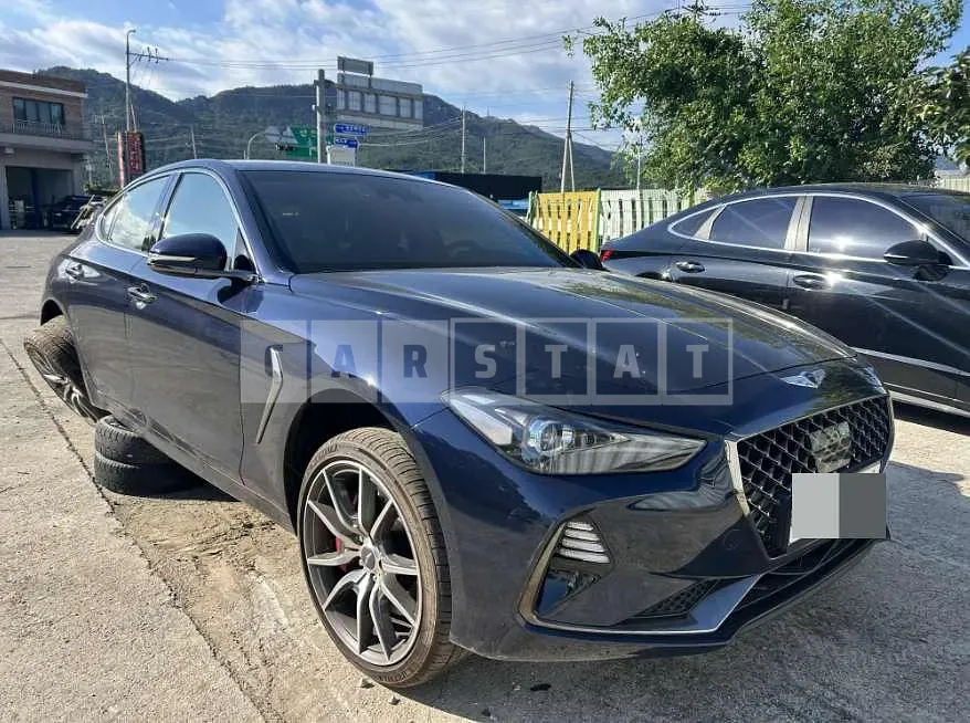Photo 2 of 8: 2019 Genesis G70 AWD — Korean insurance auction