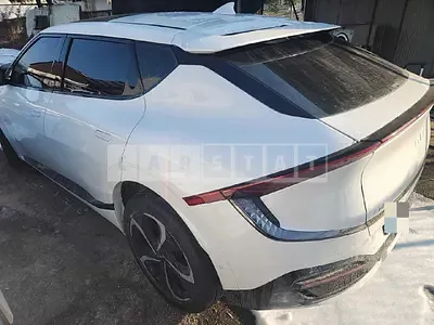 Photo 1 of 12: 2023 Kia EV6 — Korean insurance auction