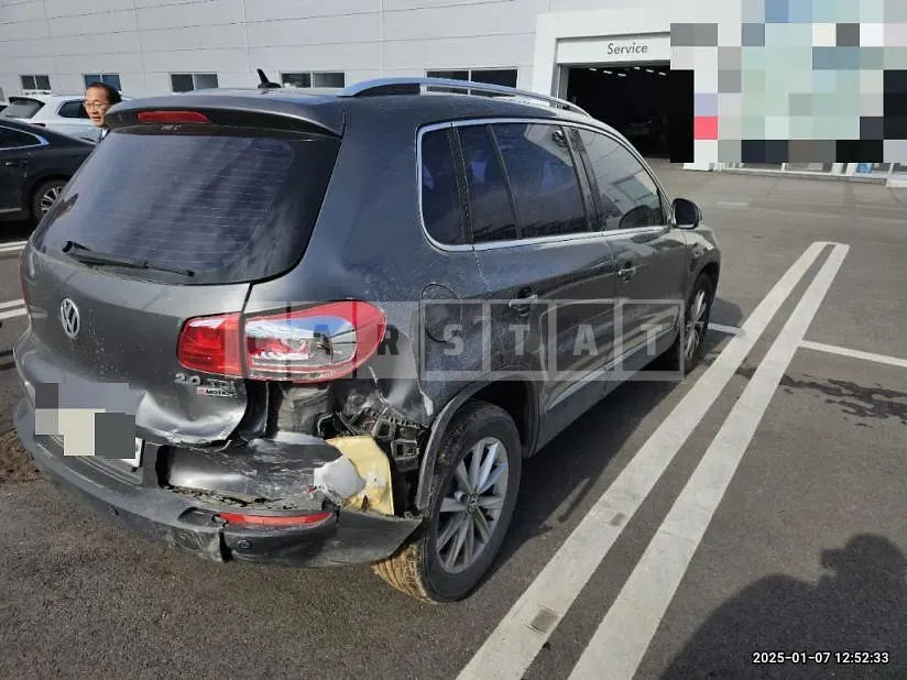 Photo 2 of 20: 2015 Volkswagen Tiguan 2.0 TDI BMT — Korean insurance auction