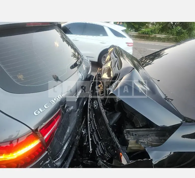 Photo 2 of 7: 2018 Mercedes-Benz GLC350 e 4Matic — Korean insurance auction