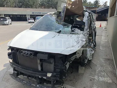 Photo 1 of 28: 2020 Kia Carnival, VIN KNAME81ABLS653172 — Korean insurance auction