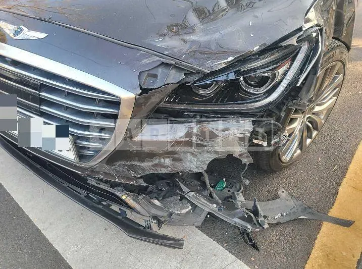 Photo 2 of 7: 2017 Genesis G80 — Korean insurance auction