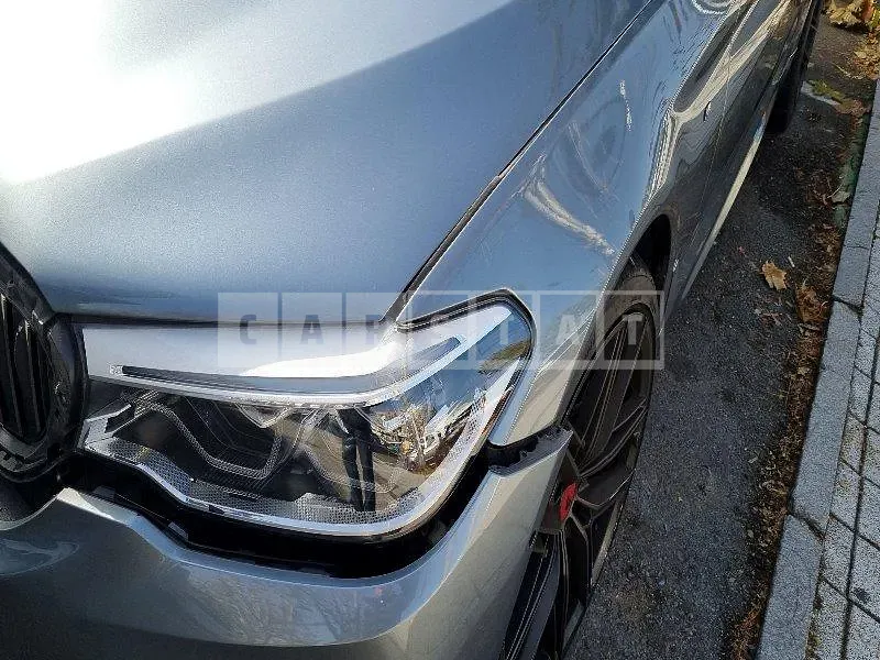 Photo 2 of 29: 2019 BMW 520d xDrive M Sport Package, VIN WBAJF5108KWW42431 — Korean insurance auction