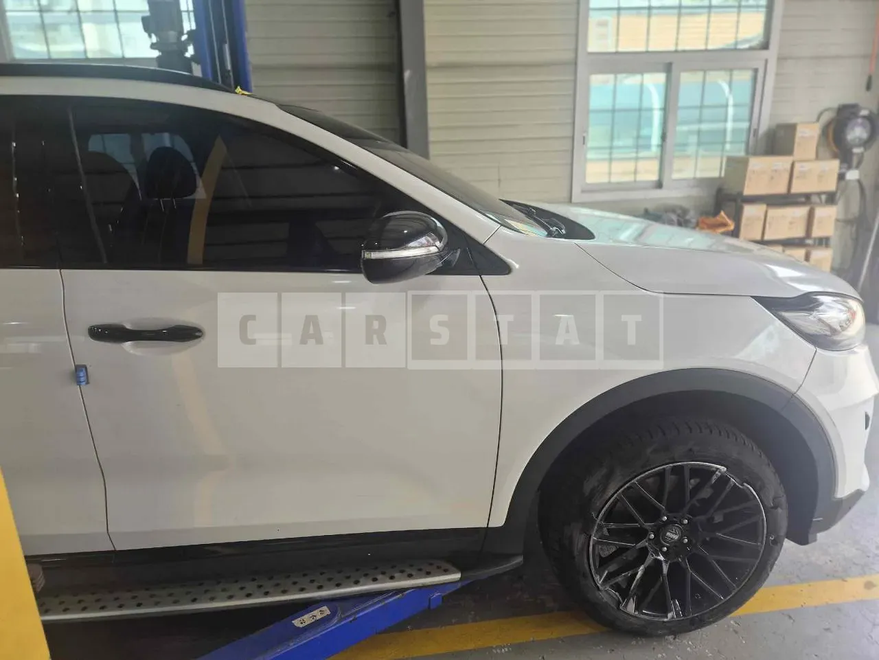 Photo 2 of 10: 2018 Kia Sorento, VIN KNAPH81ABJA449827 — Korean insurance auction