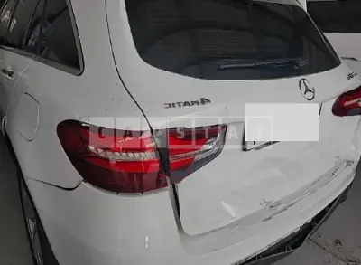 Photo 1 of 9: 2017 Mercedes-Benz GLC220d 4Matic, VIN WDC0G0FB7HF175725 — Korean insurance auction
