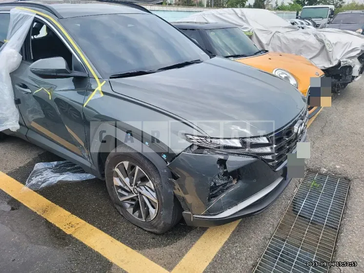 Photo 2 of 33: 2021 Hyundai Tucson 1.6, VIN KMHJC81BGMU030929 — Korean insurance auction