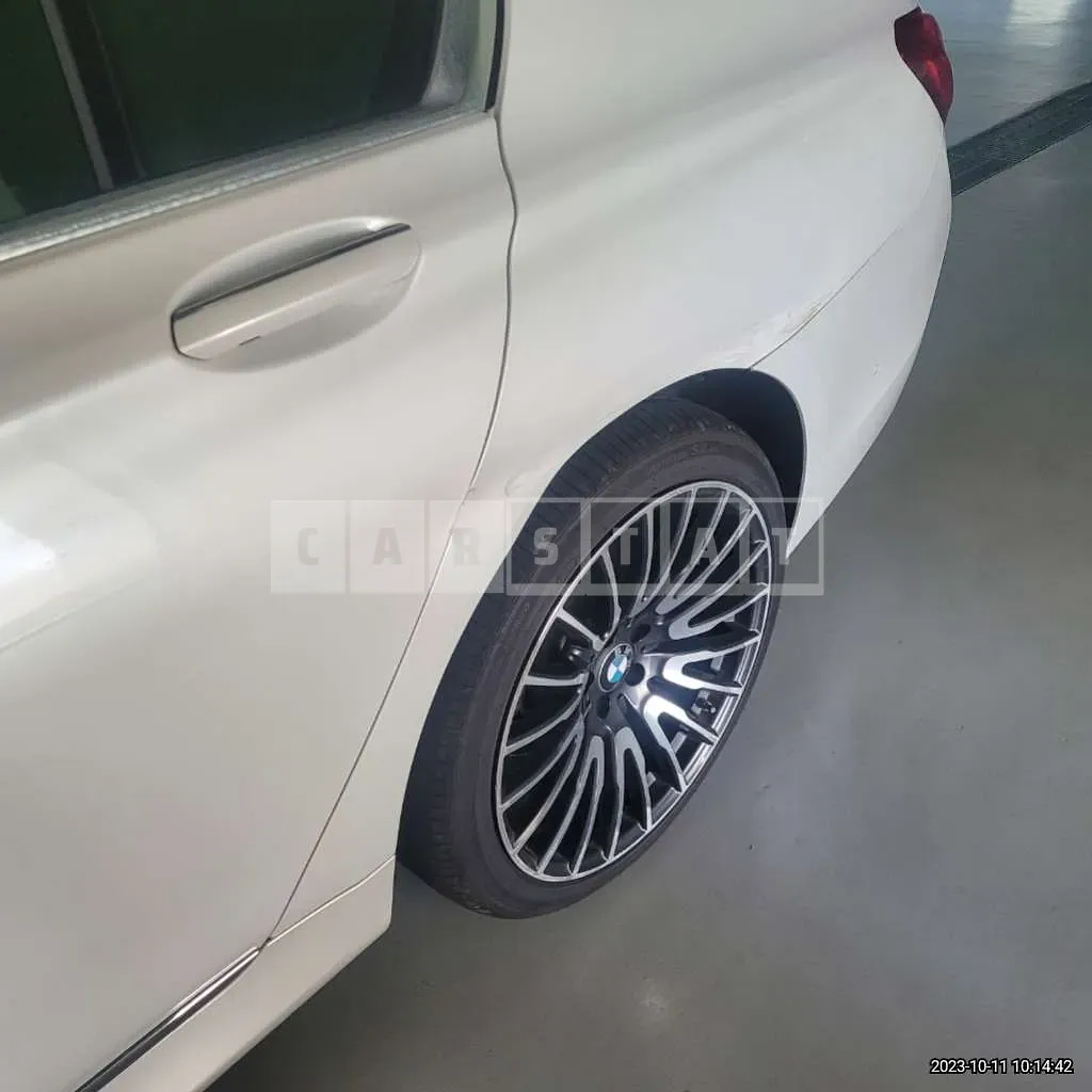 Photo 2 of 11: 2018 BMW 740Li xDrive, VIN WBA7E4102JGV27324 — Korean insurance auction