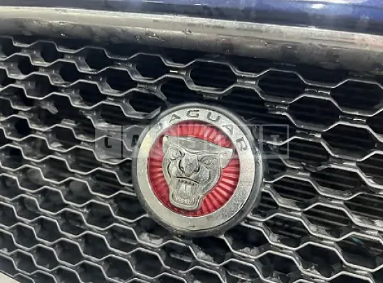 Photo 2 of 50: 2018 Jaguar XE 20d — Korean insurance auction