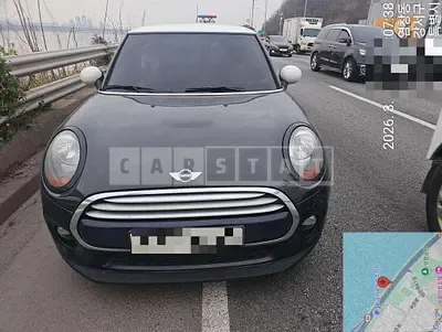 Photo 1 of 10: 2015 MINI Cooper D — Korean insurance auction