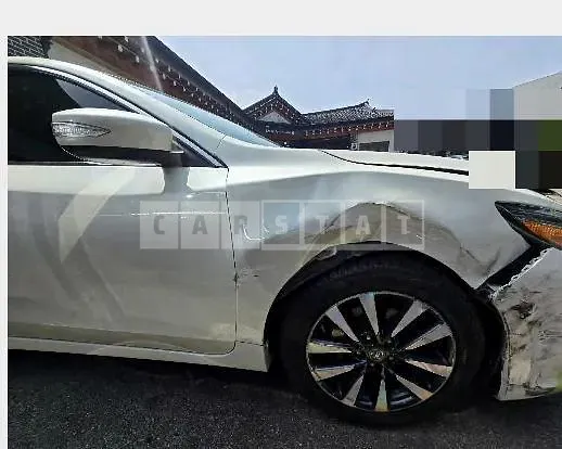 Photo 2 of 7: 2017 Nissan Altima 2.5 — Korean insurance auction