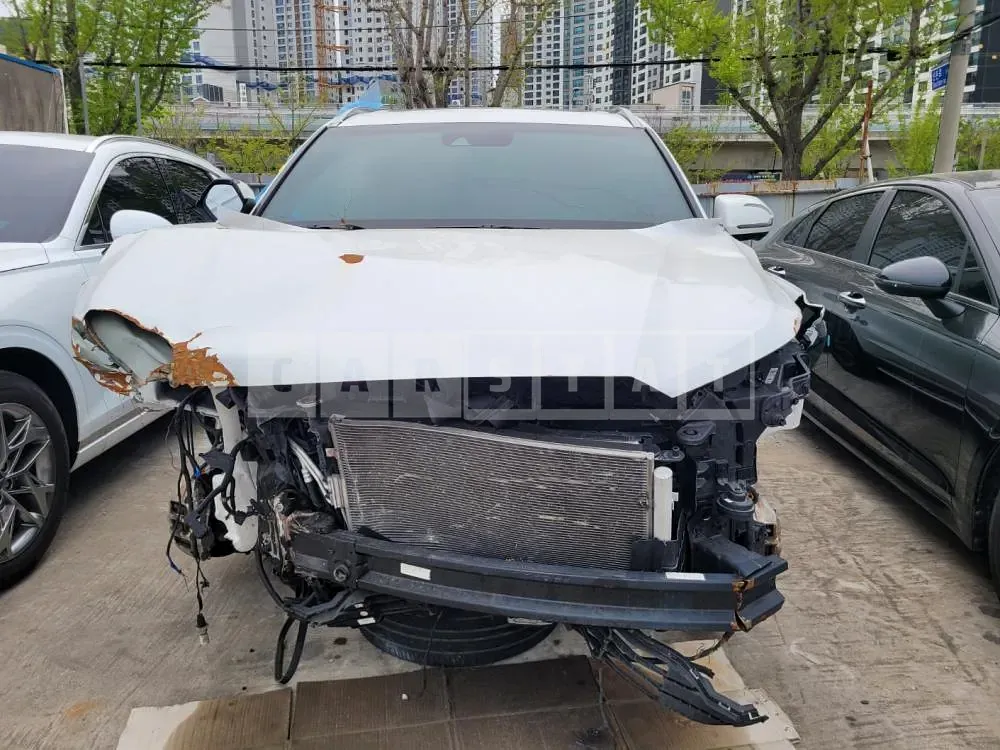 Photo 2 of 21: 2019 Hyundai Palisade, VIN KMHR381EDKU015452 — Korean insurance auction
