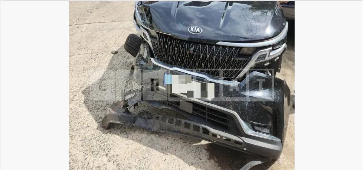 Photo 2 of 26: 2021 Kia Carnival 9-Seater 2.2 — Korean insurance auction