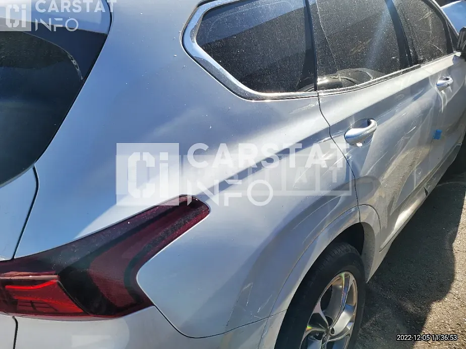 Photo 2 of 19: 2020 Hyundai Santa Fe 2.0 — Korean insurance auction