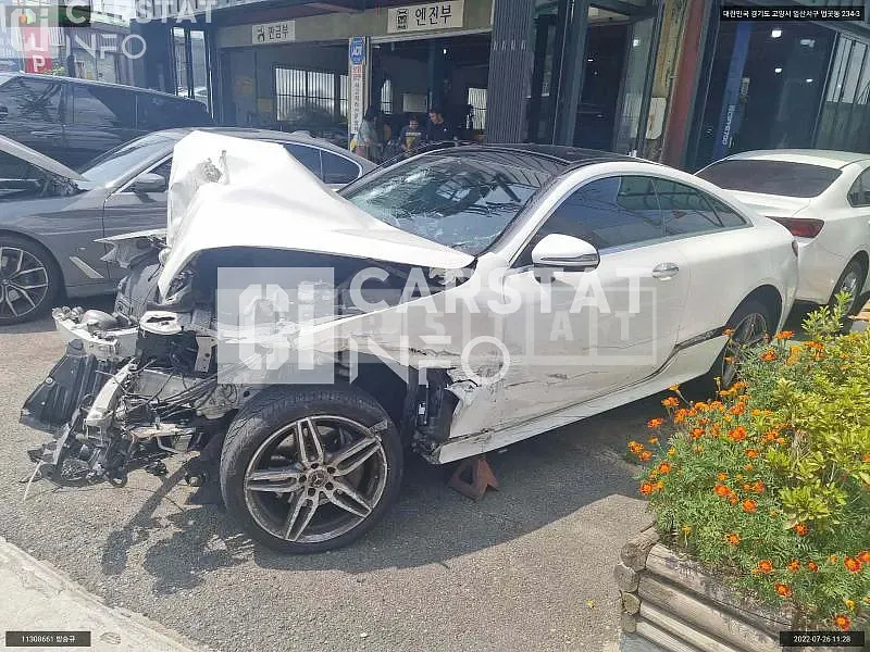 Photo 2 of 8: 2018 Mercedes-Benz E220 d Coupe, VIN WDD1J1EB3JF069609 — Korean insurance auction