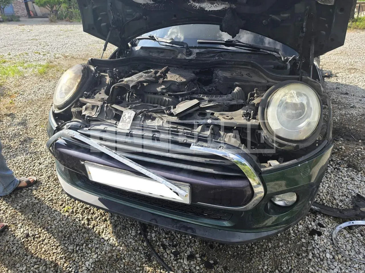 Photo 2 of 23: 2017 MINI Cooper, VIN WMWXP5103J3A99001 — Korean insurance auction