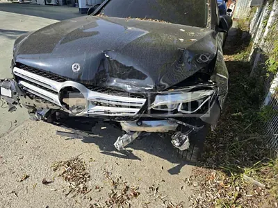 Photo 1 of 8: 2019 Mercedes-Benz GLC350 e 4Matic — Korean insurance auction