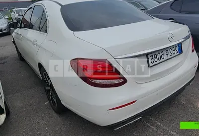 Photo 1 of 9: 2020 Mercedes-Benz E250, VIN WDDZF4FB8LA709012 — Korean insurance auction
