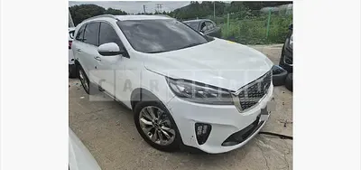 Photo 1 of 18: 2018 Kia Sorento 2.2 — Korean insurance auction