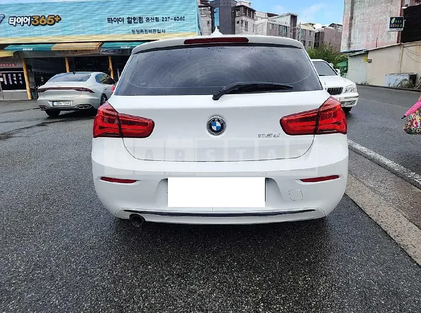 Photo 2 of 23: 2016 BMW 118d — Korean insurance auction