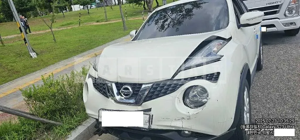 Photo 2 of 5: 2017 Nissan Juke — Korean insurance auction
