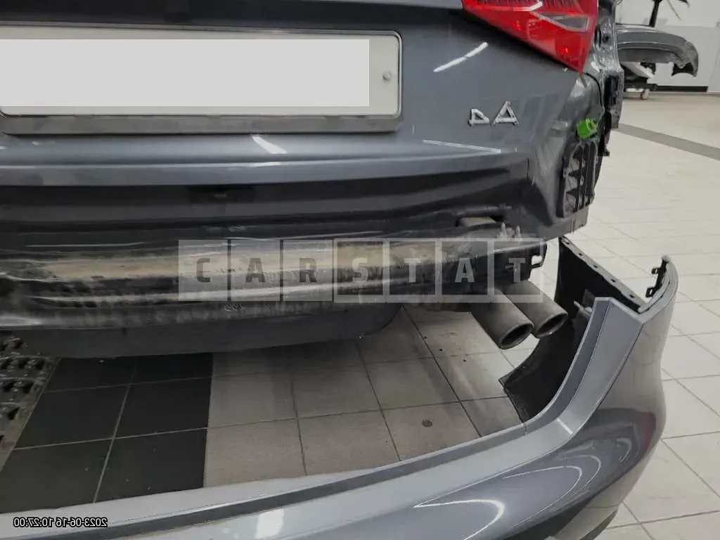 Photo 2 of 9: 2015 Audi A4 30 TDI, VIN WAUZZZ8K0FN012553 — Korean insurance auction