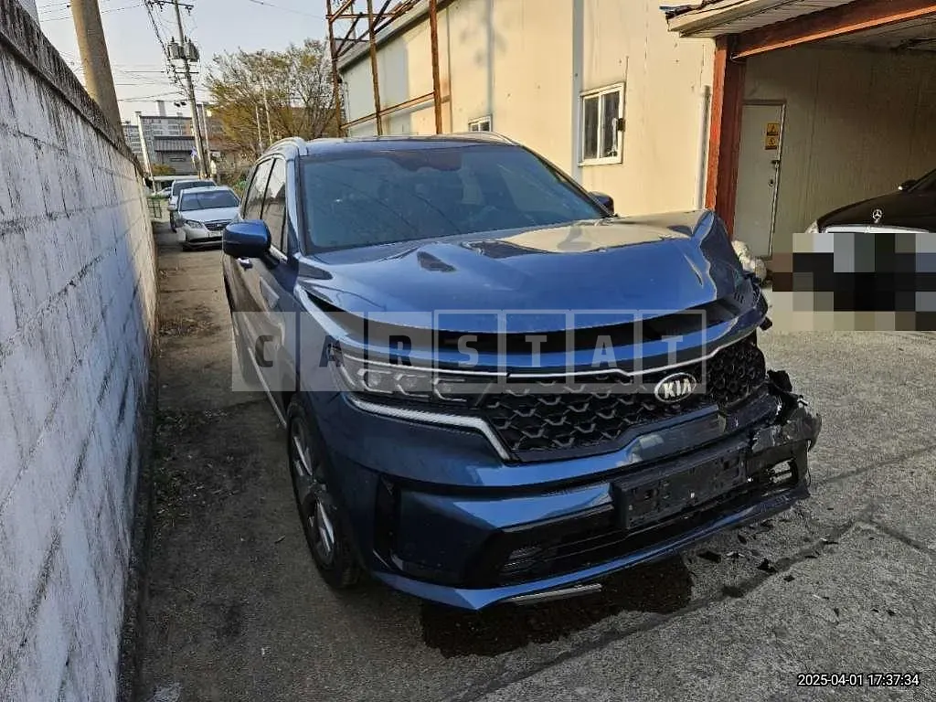 Photo 2 of 16: 2020 Kia Sorento 4WD — Korean insurance auction