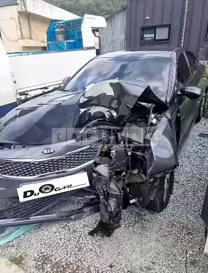 Photo 2 of 8: 2016 Kia K5, VIN KNAGX411BGA020599 — Korean insurance auction