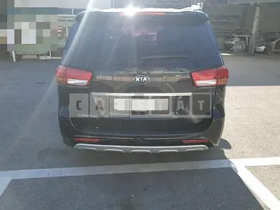 Photo 1 of 15: 2015 Kia Carnival 9 -Seater — Korean insurance auction
