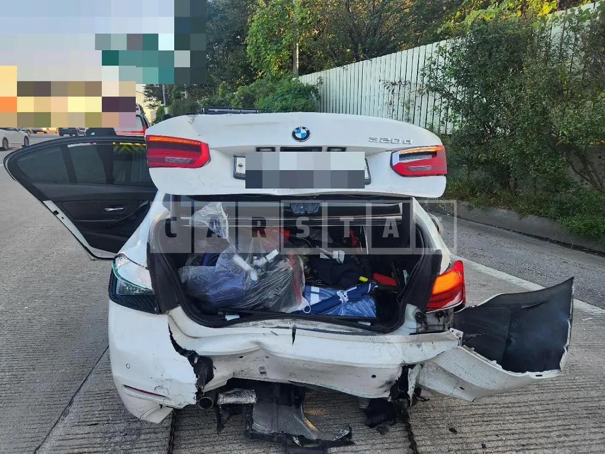 Photo 2 of 10: 2015 BMW 320d, VIN WBA8C5106GK634012 — Korean insurance auction