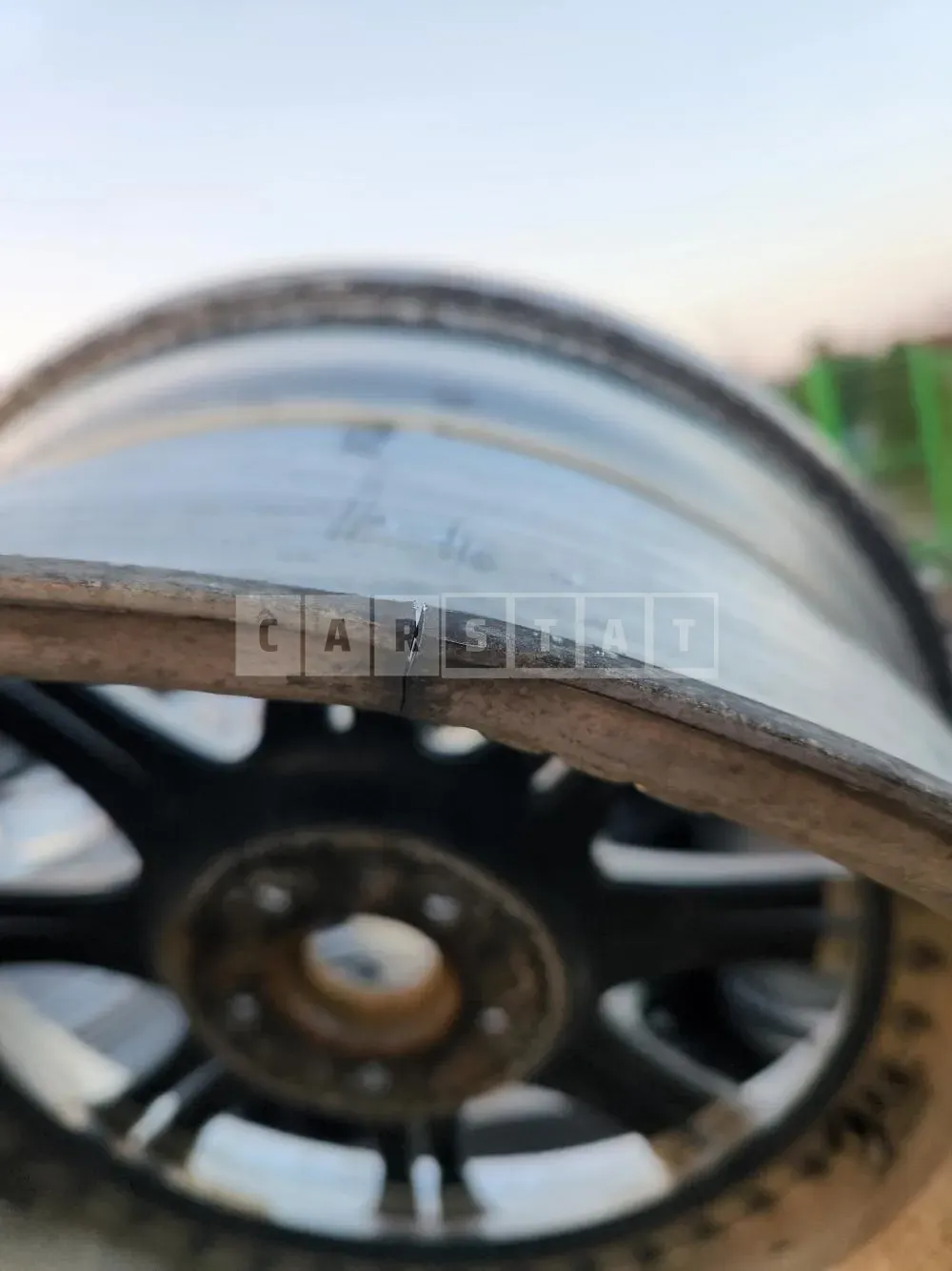Photo 3 of 3: 2017 Kia Wheel /Kc Noble Class Carnival Wheel Single Item, VIN KNAME811BJS417775 — Korean insurance auction