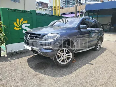 Photo 1 of 23: 2015 Mercedes-Benz ML350 BlueTec 4Matic, VIN WDCDA2EBXFA594016 — Korean insurance auction