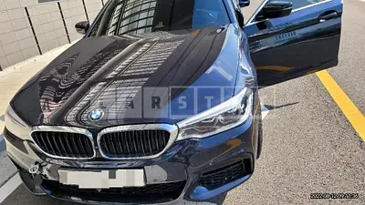 Photo 1 of 47: 2020 BMW Calm 520d xDrive M Sport Package — Korean insurance auction