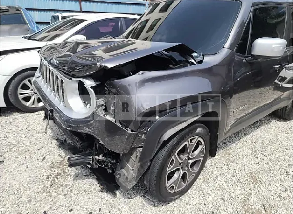 Photo 2 of 13: 2016 Jeep Zip Renegade — Korean insurance auction