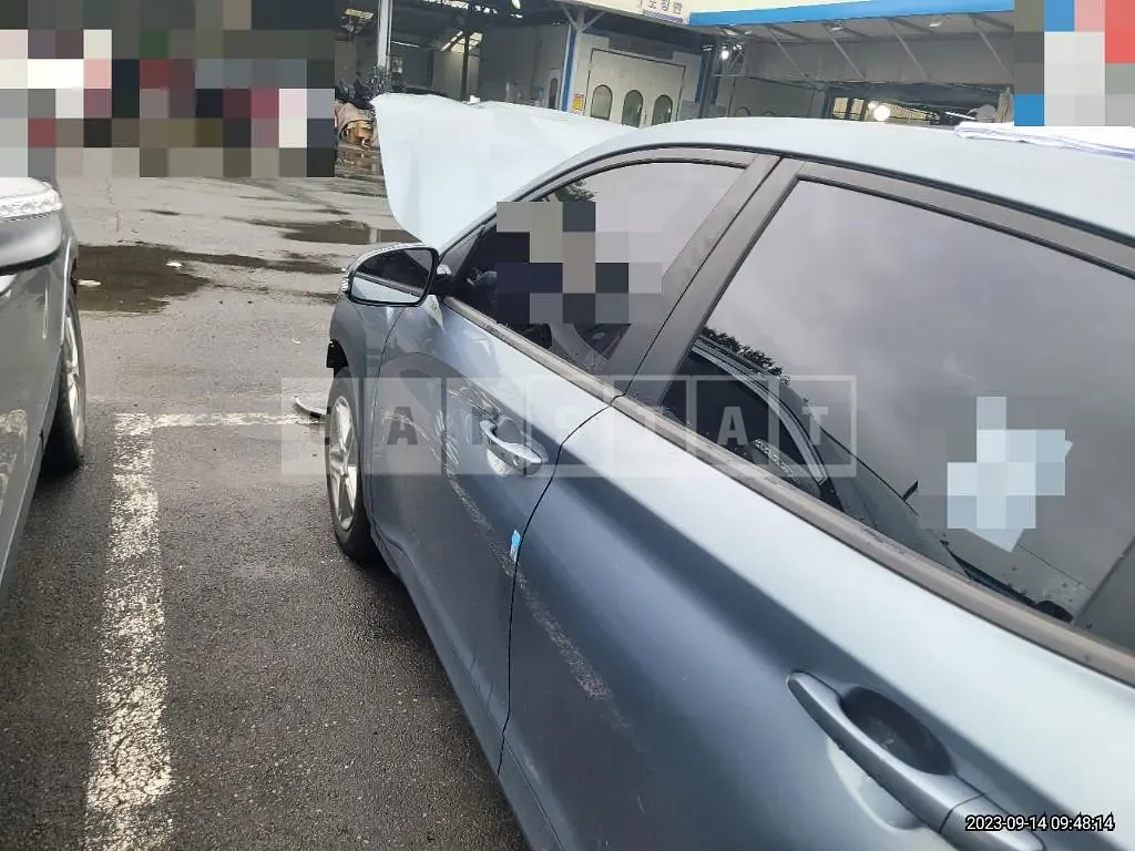 Photo 2 of 52: 2017 Hyundai Kona 1.6 Diesel, VIN KMHK3816GJU004099 — Korean insurance auction