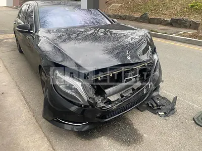 Photo 1 of 38: 2016 Mercedes-Benz S500 4Matic L, VIN WDDUG8FB3GA281774 — Korean insurance auction