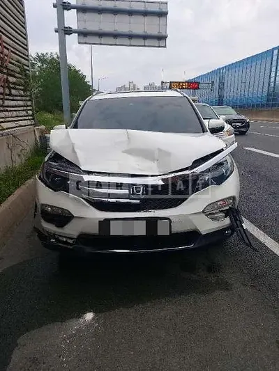 Photo 1 of 5: 2018 Honda Pilot — Korean insurance auction