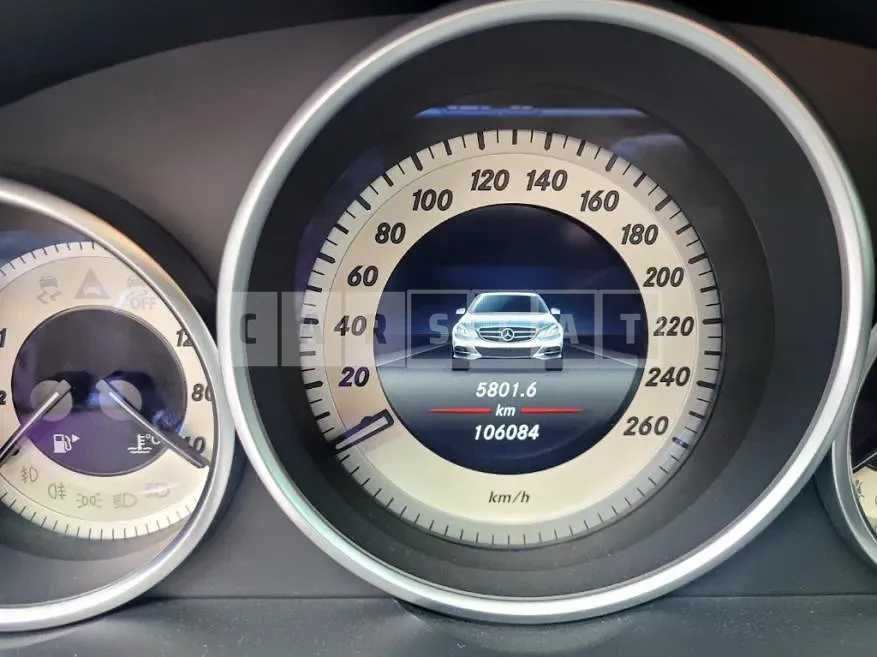 Photo 2 of 15: 2016 Mercedes-Benz E220 BlueTec — Korean insurance auction