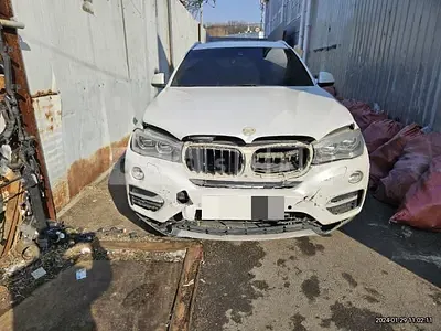 Photo 1 of 37: 2015 BMW X6 xDrive30d, VIN WBAKV2109F0N16724 — Korean insurance auction
