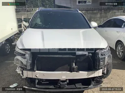 Photo 1 of 21: 2020 Hyundai Santa Fe, VIN KMHS581HHMU321463 — Korean insurance auction