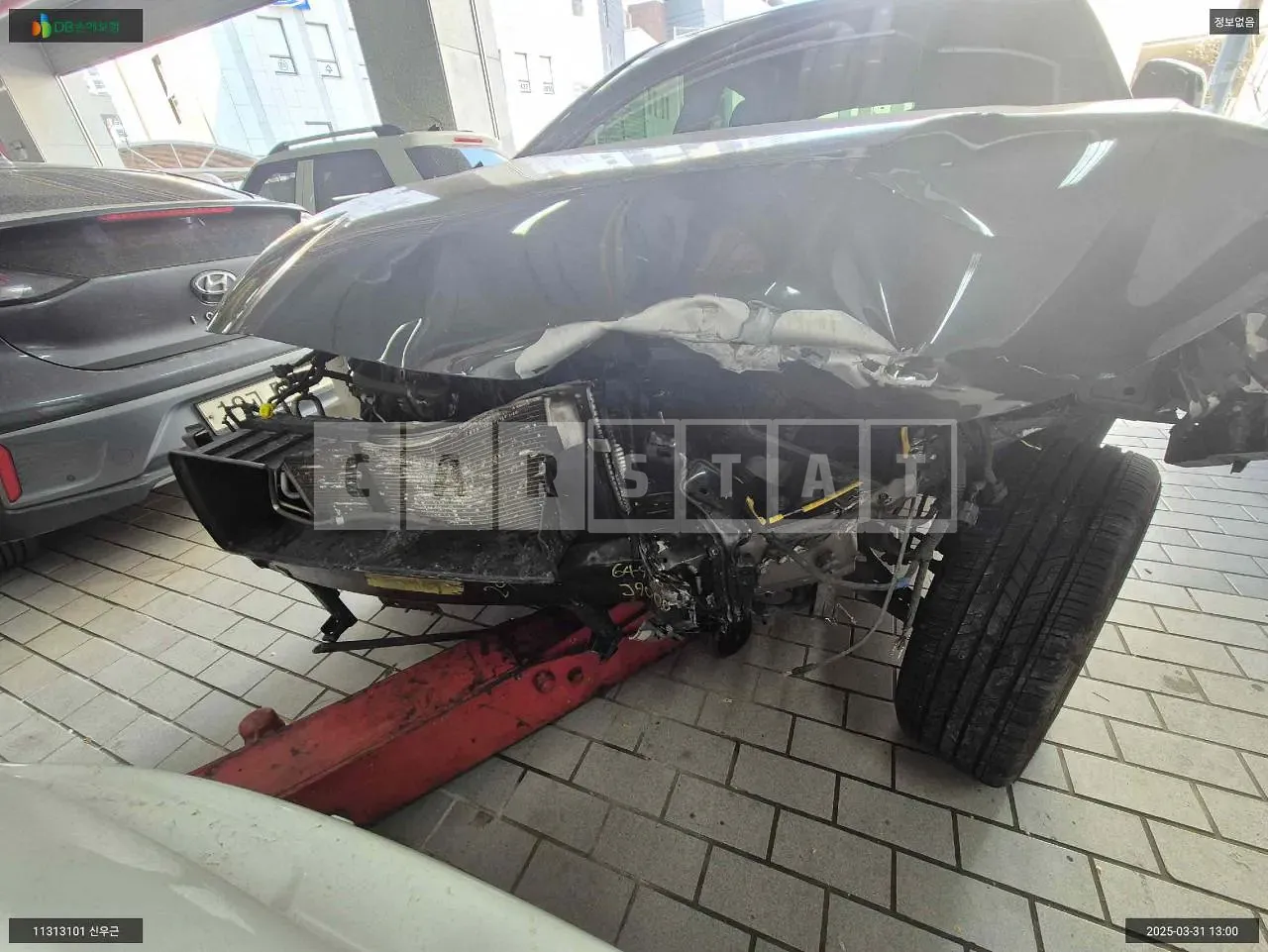 Photo 2 of 23: 2017 Hyundai Kona, VIN KMHK4815GJU008952 — Korean insurance auction