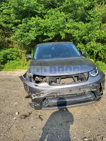 Photo 2 of 8: 2019 Land Rover Discovery SD4, VIN SALRA2BN7KA090973 — Korean insurance auction