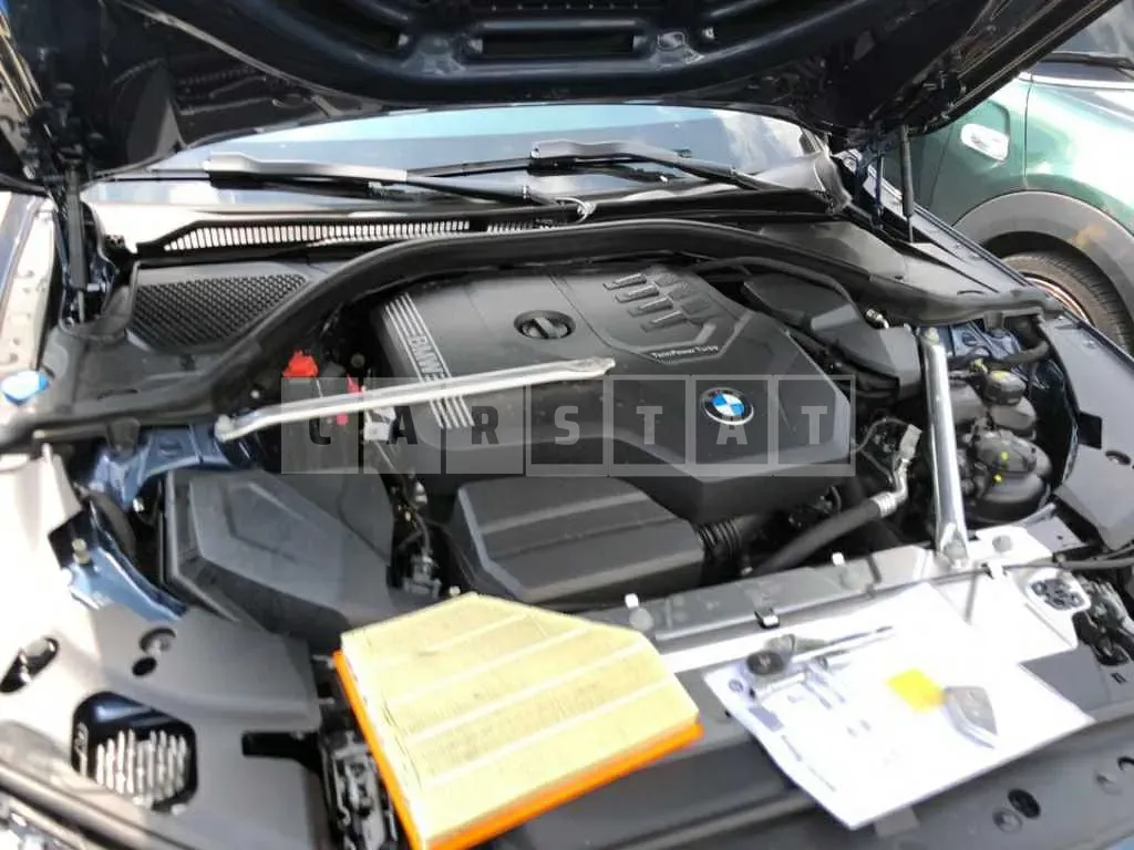 Photo 2 of 23: 2022 BMW 420i Coupe, VIN WBA21AP03NCJ39575 — Korean insurance auction