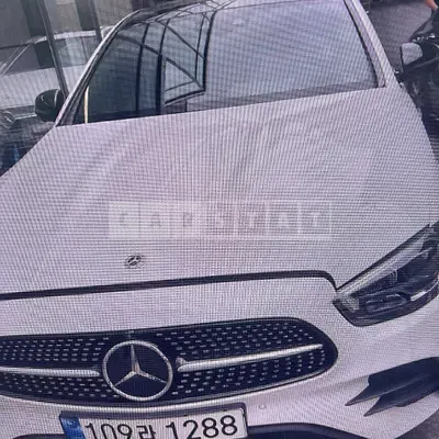 Photo 1 of 34: 2023 Mercedes-Benz E350 4Matic — Korean insurance auction