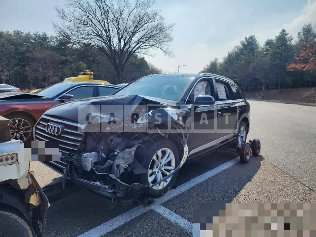 Photo 2 of 9: 2019 Audi Q7 45 TFSI quattro — Korean insurance auction